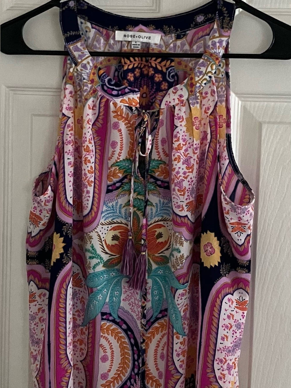 Rose & Olive Multicolor Paisley-Print Sleeveless Tie-Neck Top